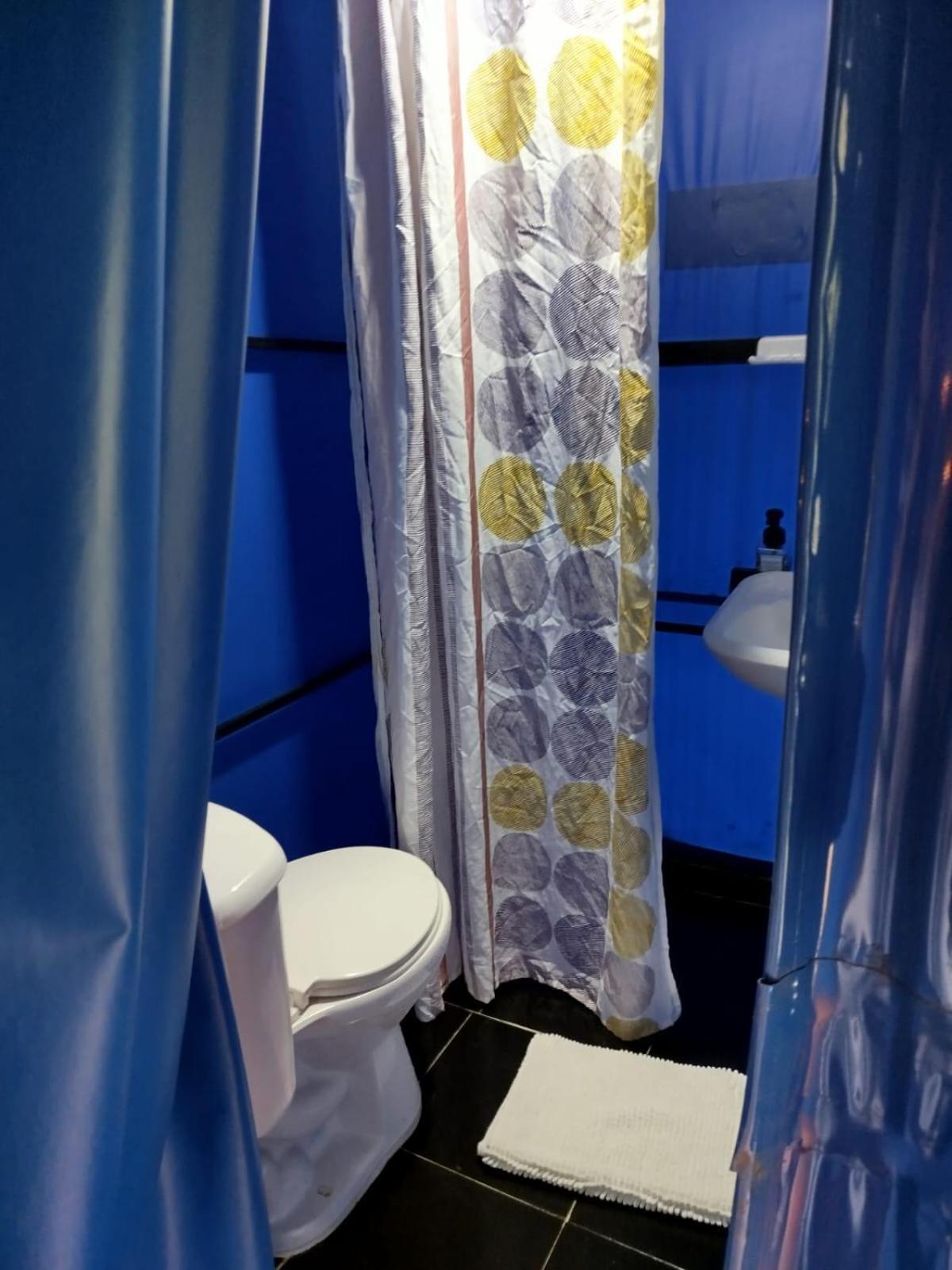 Capsule hotel Del Rio Glamping *